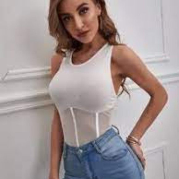 Contrast Mesh Criss Cross Back Bodysuit - Picture 4 of 4